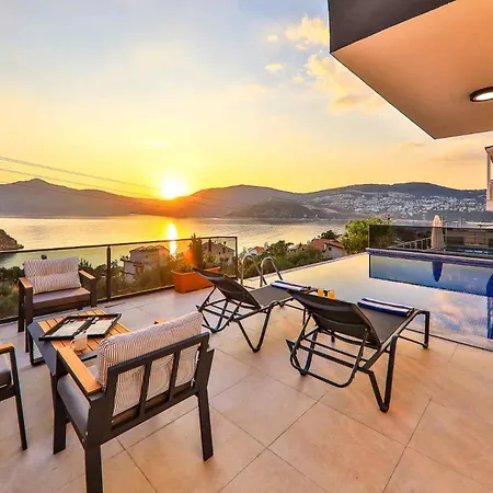 Rainbow * Kalkan