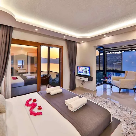 Villa Rainbow *