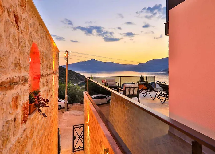 Rainbow * أنطاليا