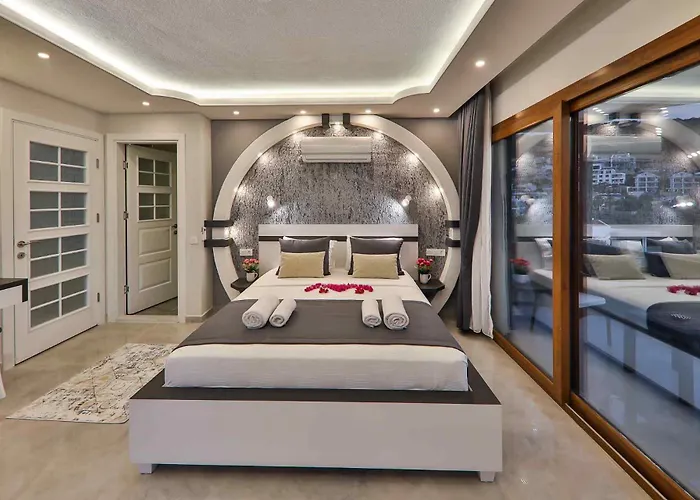 Rainbow Villa *